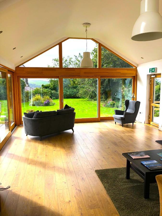 Dingle Garden Townhouse B&B 외부 사진 The interior of the Centre for Cancer Immunotherapy