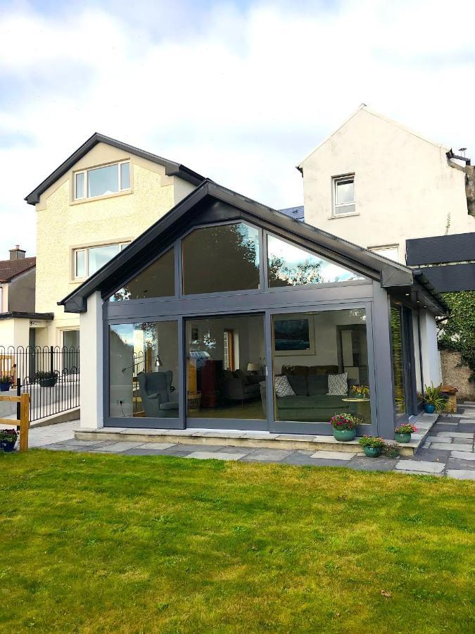 Dingle Garden Townhouse B&B 외부 사진 A modern conservatory