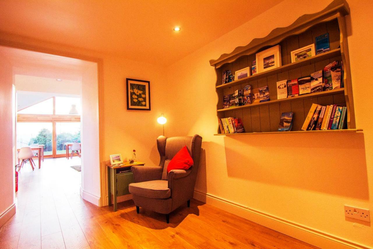 Dingle Garden Townhouse B&B 외부 사진 The interior of the house